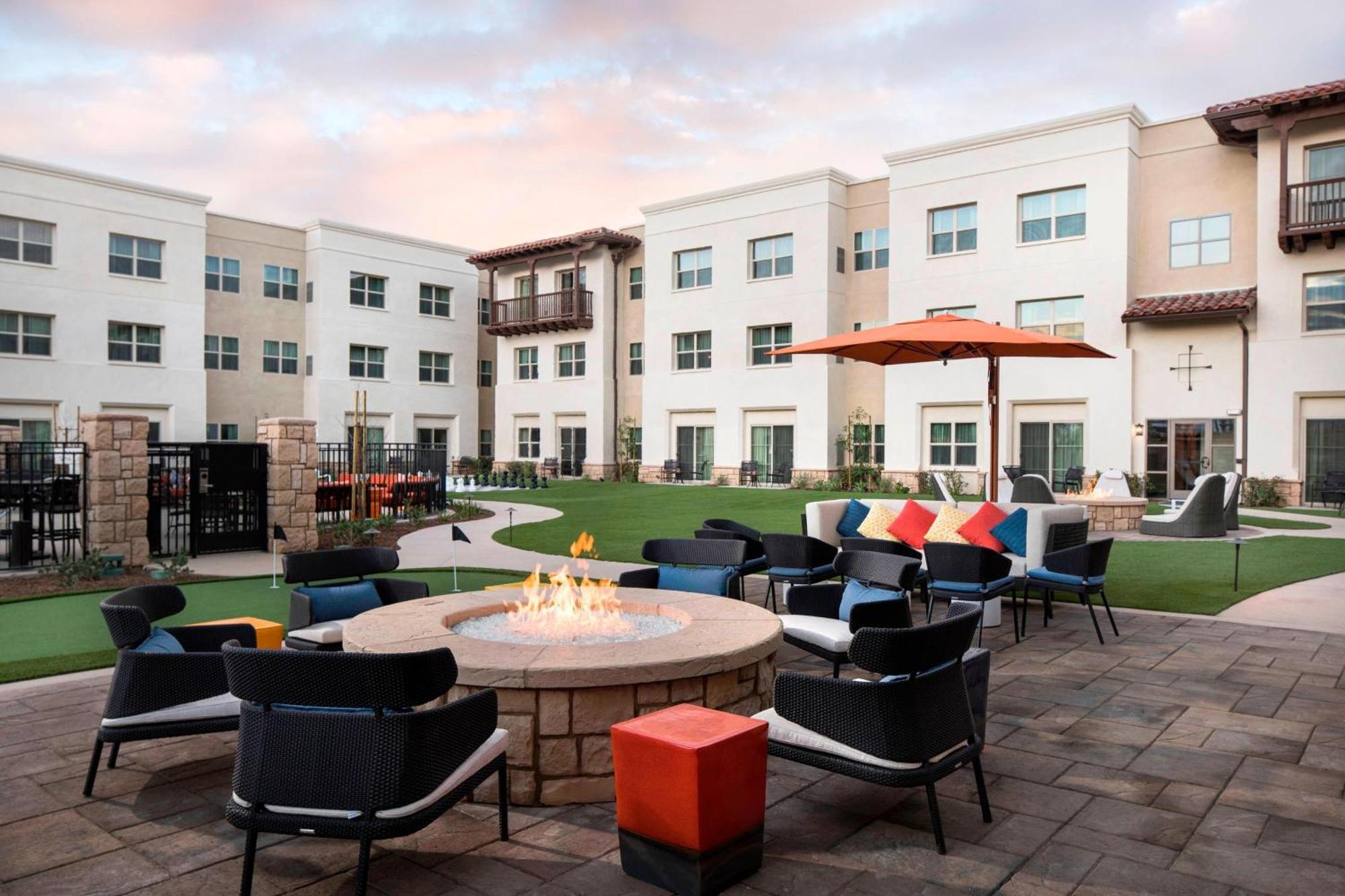 Residence Inn by Marriott Santa Barbara Goleta Bagian luar foto