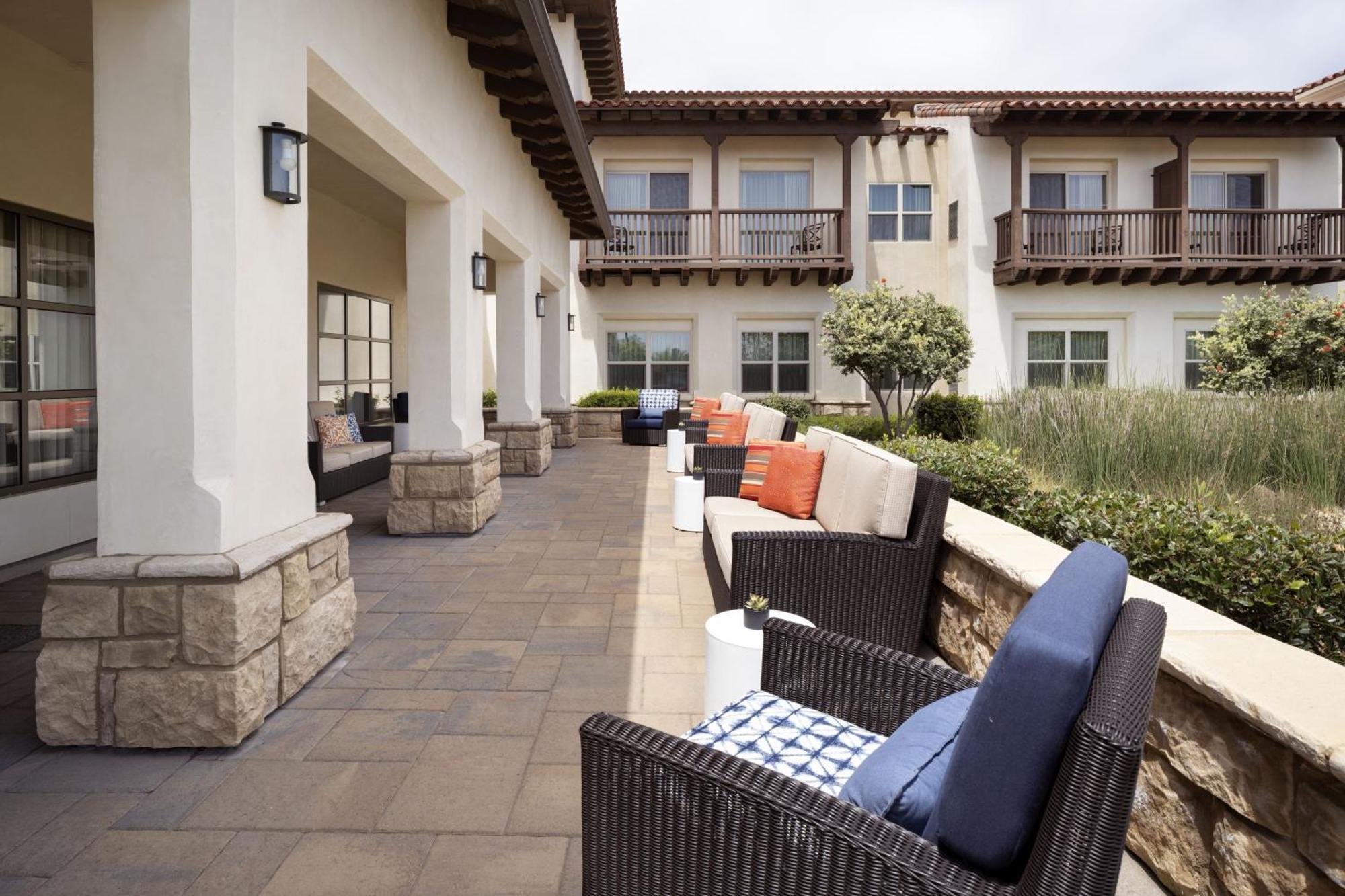 Residence Inn by Marriott Santa Barbara Goleta Bagian luar foto