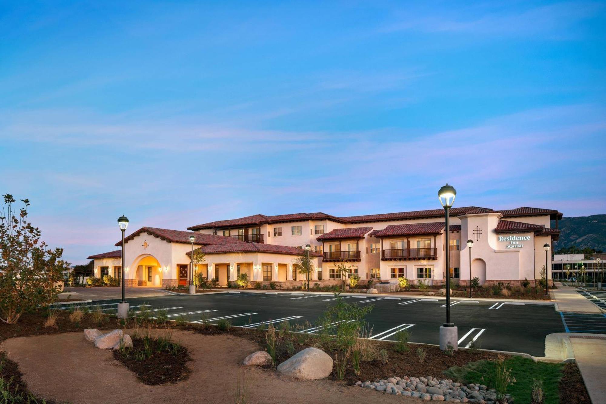 Residence Inn by Marriott Santa Barbara Goleta Bagian luar foto
